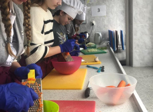 Warsztaty z kuchnią świata dla uczniów szkół podstawowych - SP Wysokienice