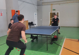 Turniej tenisa stołowego